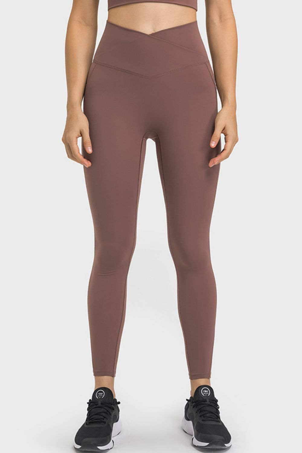 HIGH - WAISTED LEGGINGS WITH POCKETS - Zanneft