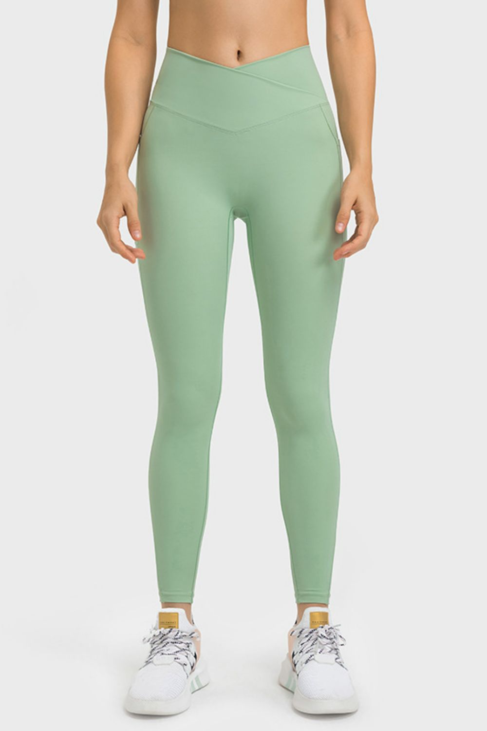 HIGH - WAISTED LEGGINGS WITH POCKETS - Zanneft