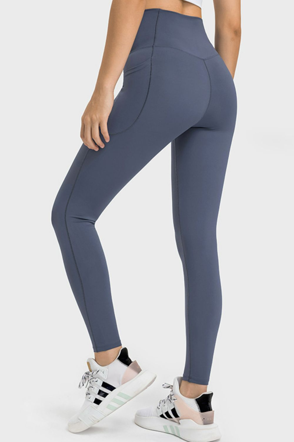 HIGH - WAISTED LEGGINGS WITH POCKETS - Zanneft